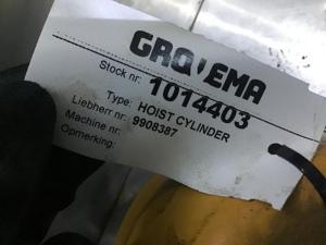 Liebherr Hoist Cylinder